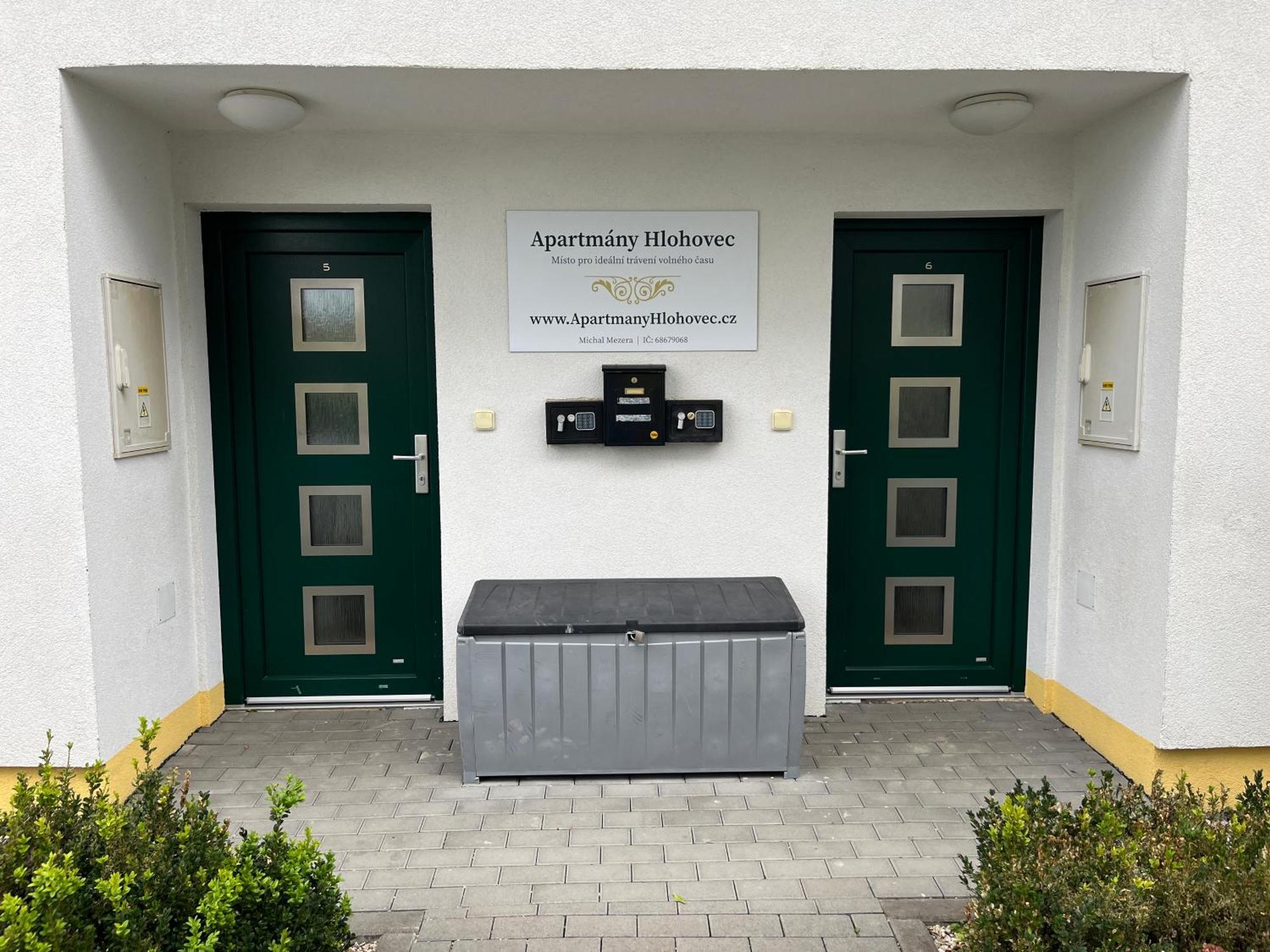 Apartmany Hlohovec Zewnętrze zdjęcie