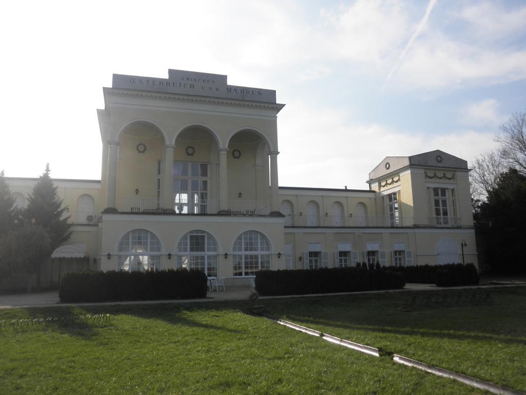Apartmany Hlohovec Zewnętrze zdjęcie